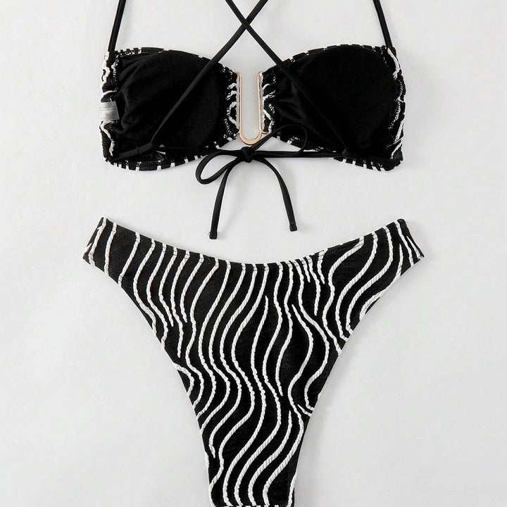 Damen Bikini mit elegantem Schnitt und modernem Muster Drune