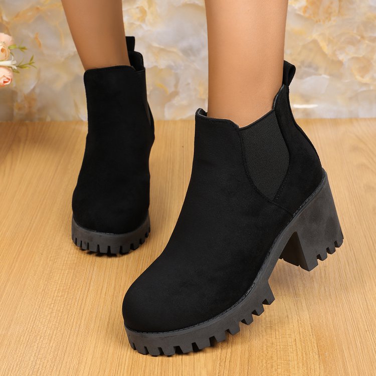 Damen nan Chelsea-Ankle-Boots mit grober Profilsohle, elastischen Seiteneinsätzen und Pull-Tab Drune