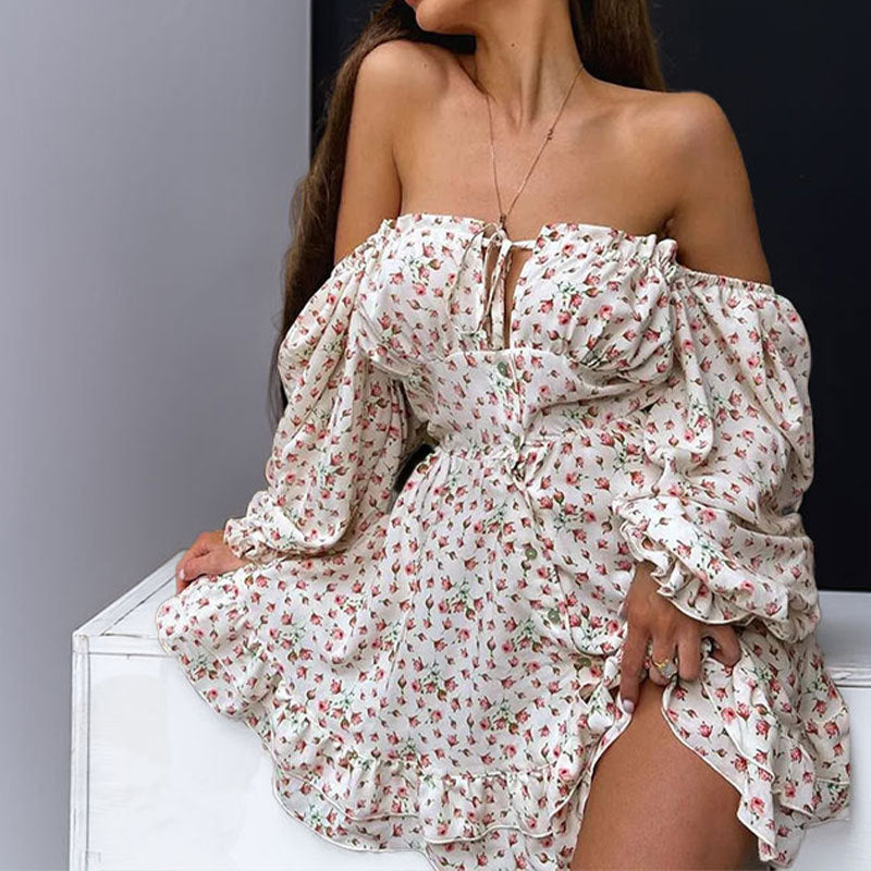 Damen Minikleid mit schulterfreiem Design und rüschengeschichtetem Saum Drune