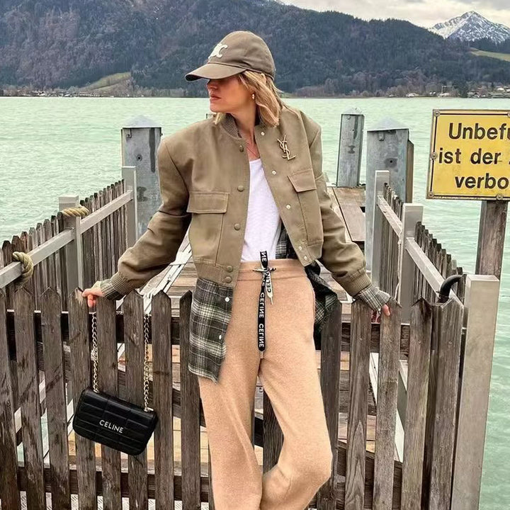 Damen modische cropped Bomberjacke mit großen Pattentaschen Drune