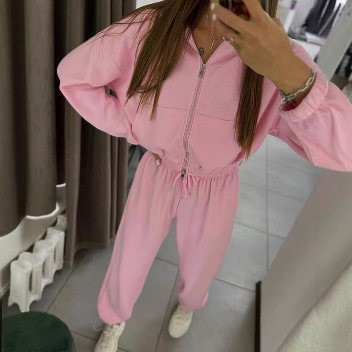 Damen sportliches Kapuzen-Set mit cropped Oberteil und bequemen Jogginghosen Drune