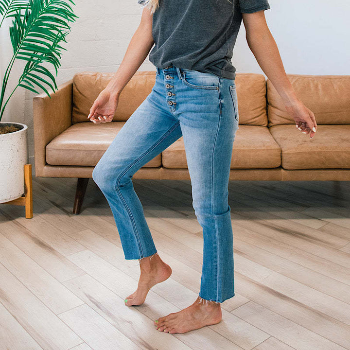Damen Hochtaillierte Jeans im Used-Look mit Knopfleiste und ausgefransten Säumen Drune