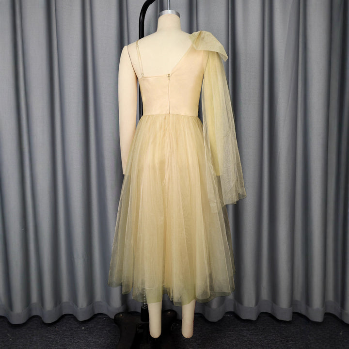Damen festliches Midikleid mit asymmetrischem Chiffon-Overlay und floraler Applikation Drune