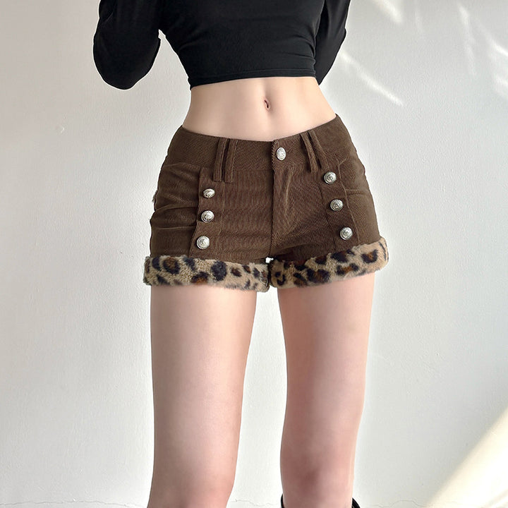 Damen modische Shorts aus Cord mit Kragenfransen und dekorativen Knöpfen Drune