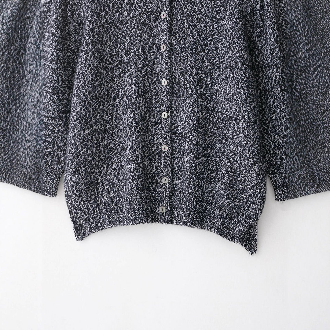 Damen Strickjacke mit Knopfverschluss und eleganten Rüschendetails Drune