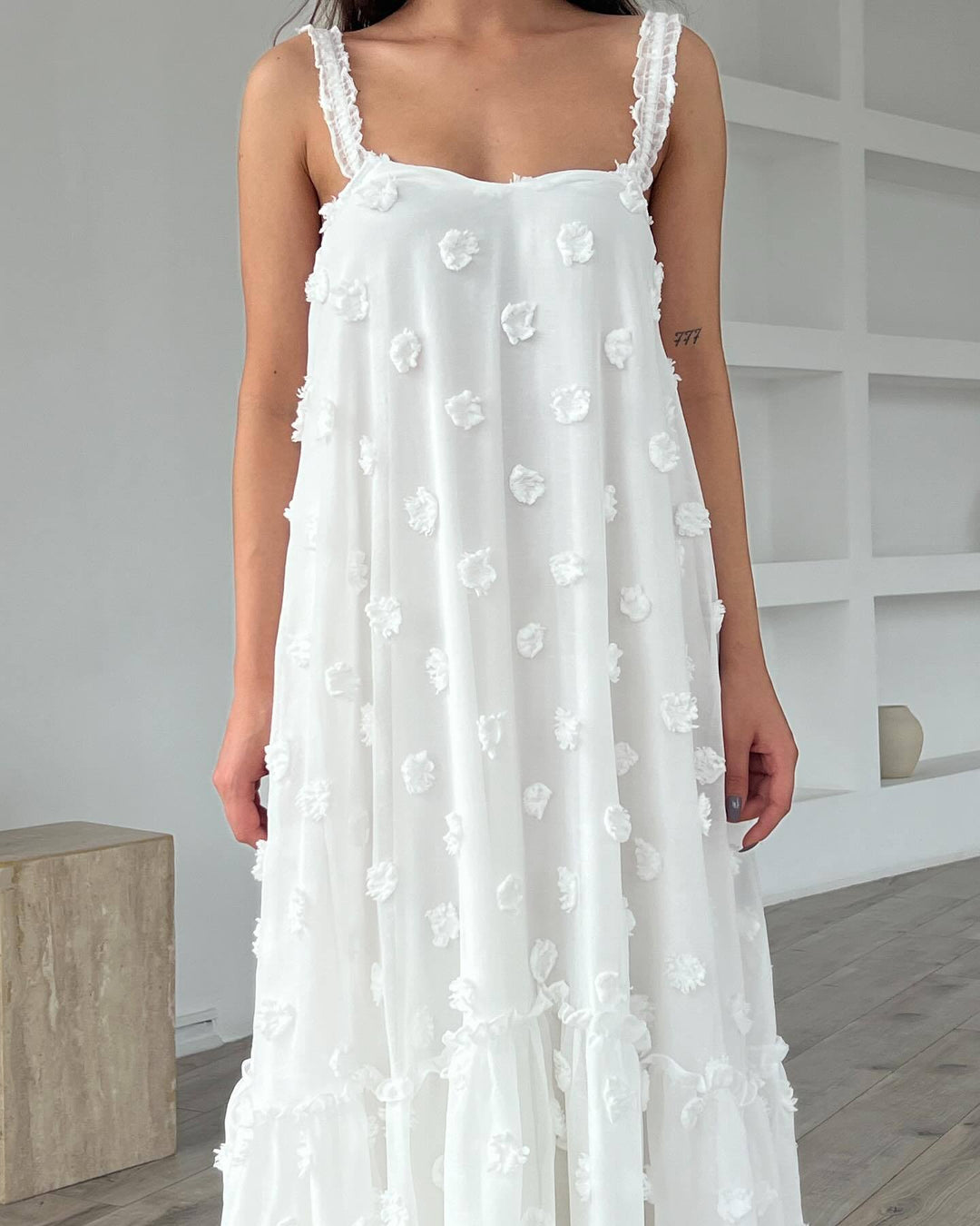 Damen Sommerliches Maxikleid mit floralem Relief und voluminösem Saum Drune