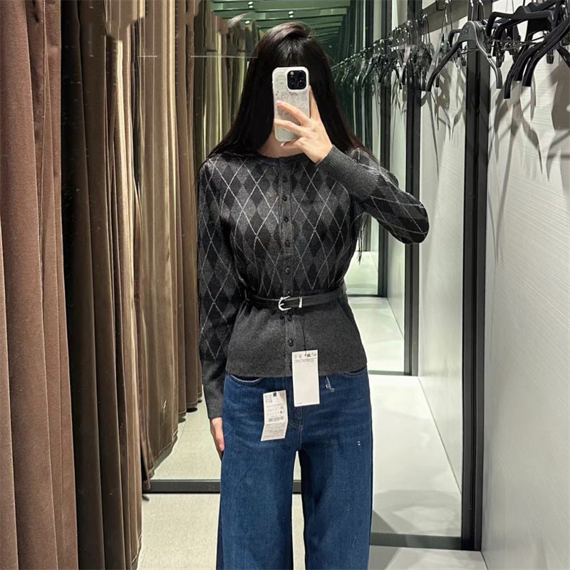 Damen Strickjacke mit modernem Karomuster und abnehmbarem Gürtel Drune