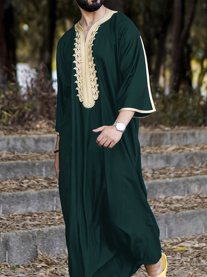Herren traditioneller Kaftan mit kunstvollen Stickereien Drune