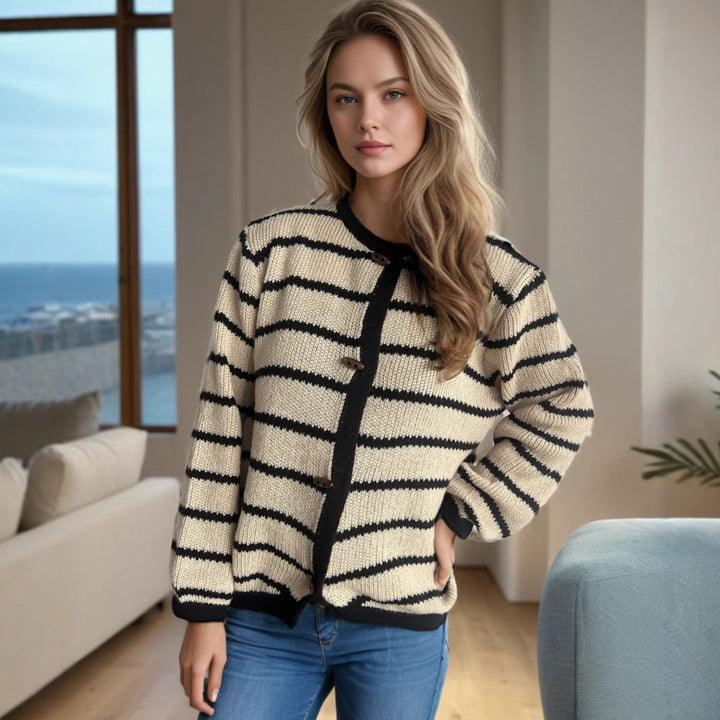 Damen gestreifte Strickjacke mit hochwertigen Holzknöpfen und rundem Ausschnitt Drune