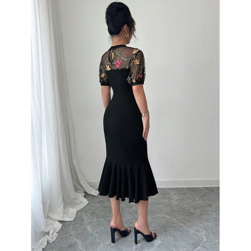 Damen Elegantes Wickelkleid mit transparenter Spitzenblende und Rüschendetails Drune