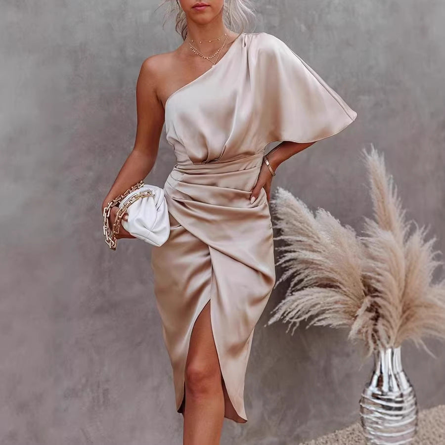 Damen Wickelkleid mit schulterfreiem Design und elegantem Drapierungseffekt Drune