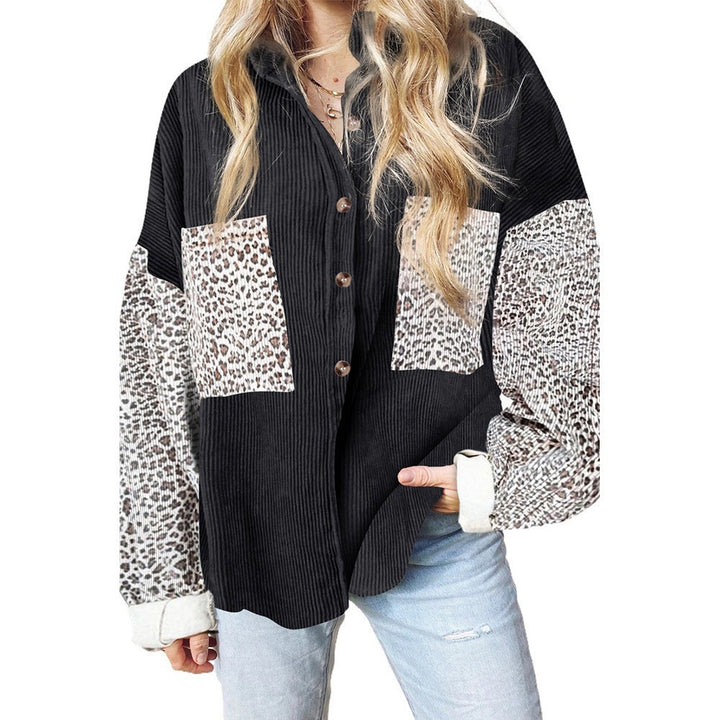 Damen nan oversized Hemdbluse mit Strukturstoff, Kontrastärmeln im Leo-Print und aufgesetzten Taschen Drune