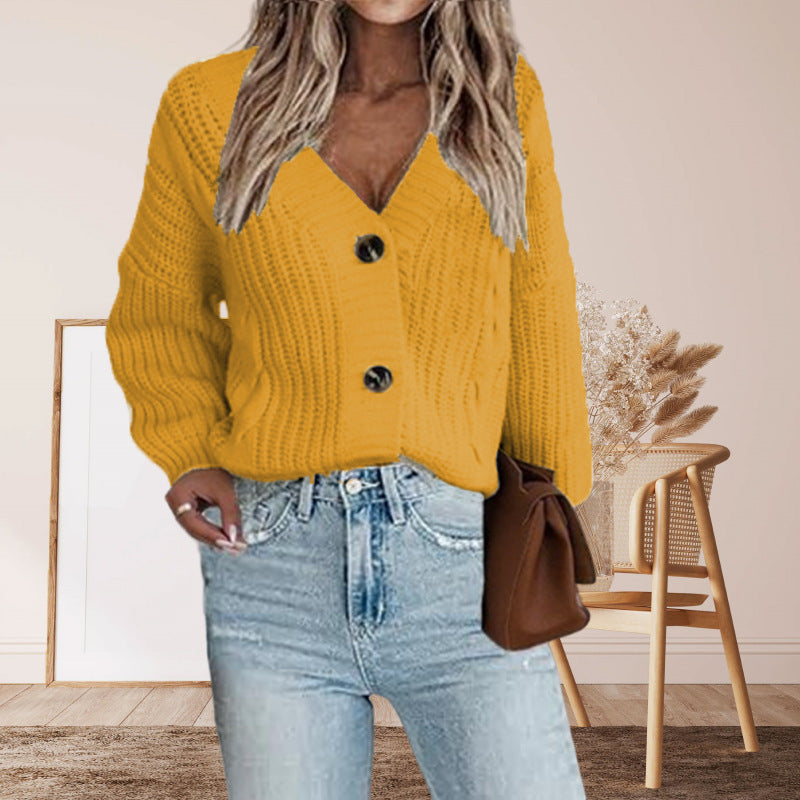 Damen Strickjacke mit tiefem V-Ausschnitt und dekorativen Knöpfen Drune