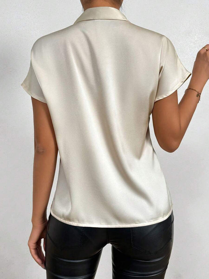 DruneSatinbluse Kurzarm Hoher Kragen mit Schleife Eleganter Entspannter Schnitt
