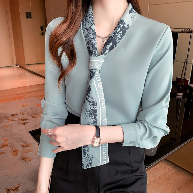 Damen elegante Bluse mit schmeichelndem Schnitt und modischem Halstuch Drune