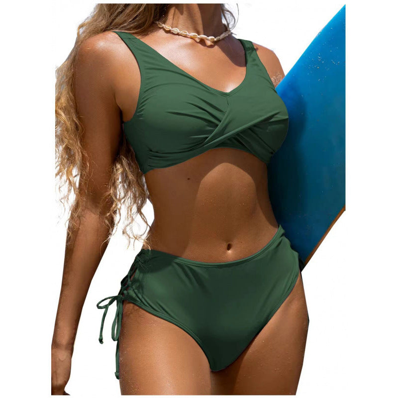 Damen Hochgeschnittener Bikini mit raffiniertem Wickeldetail Drune