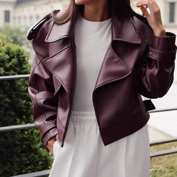 Damen Kunstlederjacke mit modischem Schnitt und praktischen Details Drune