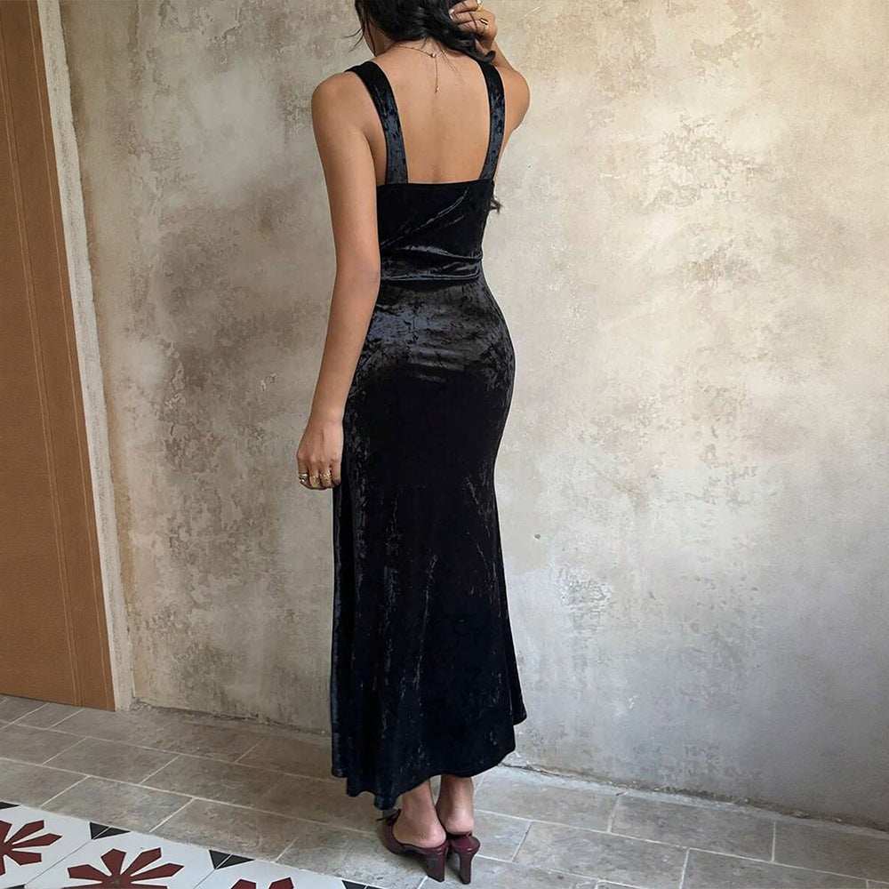 Damen Samt Maxi-Kleid mit tiefem V-Ausschnitt und eleganten Spaghettiträgern Drune