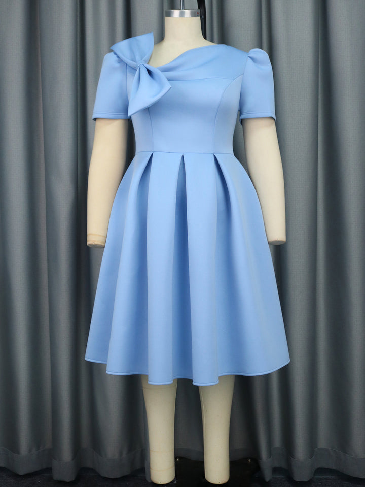 Damen Cocktailkleid mit kunstvollem Schleifenakzent und taillierter Silhouette Drune