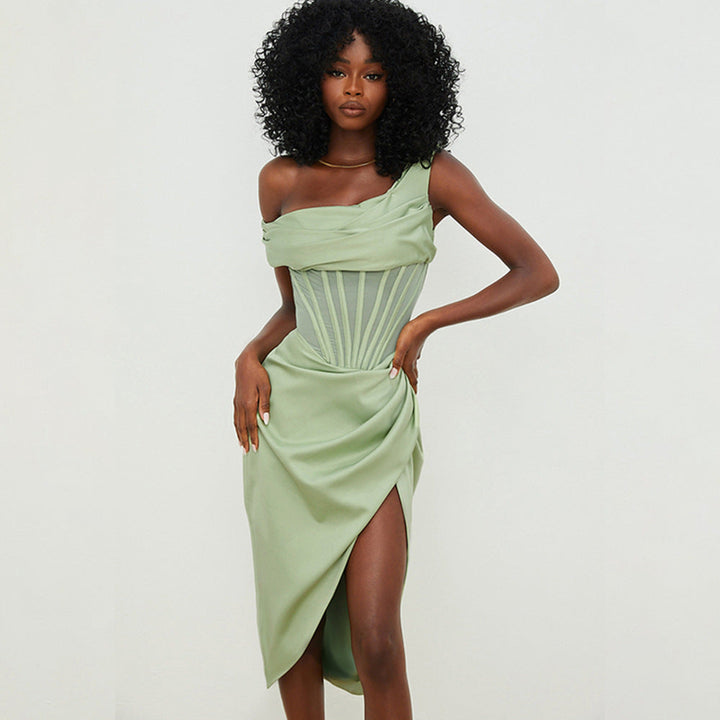 Damen Figurumspielendes Cocktailkleid mit asymmetrischem Schnitt und hohem Schlitz Drune