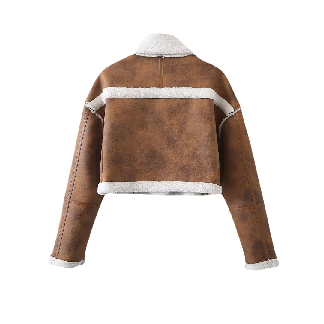 Damen modische Lammfelljacke mit trendy cropped Schnitt und ausgefallenen Taschen Drune