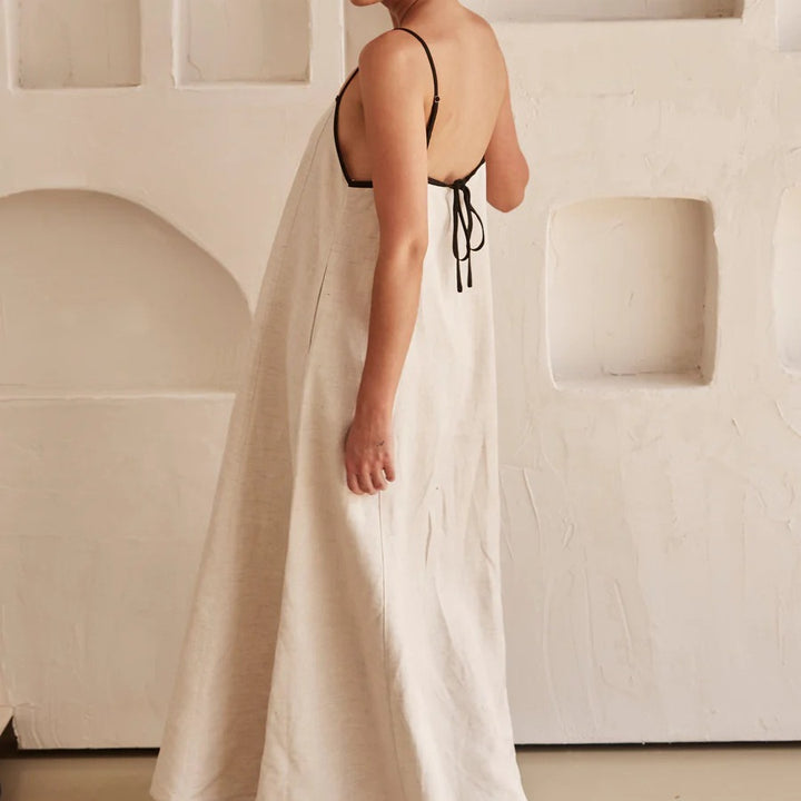 Damen luftiges Maxikleid mit feinen Trägern und elegantem Schnitt Drune