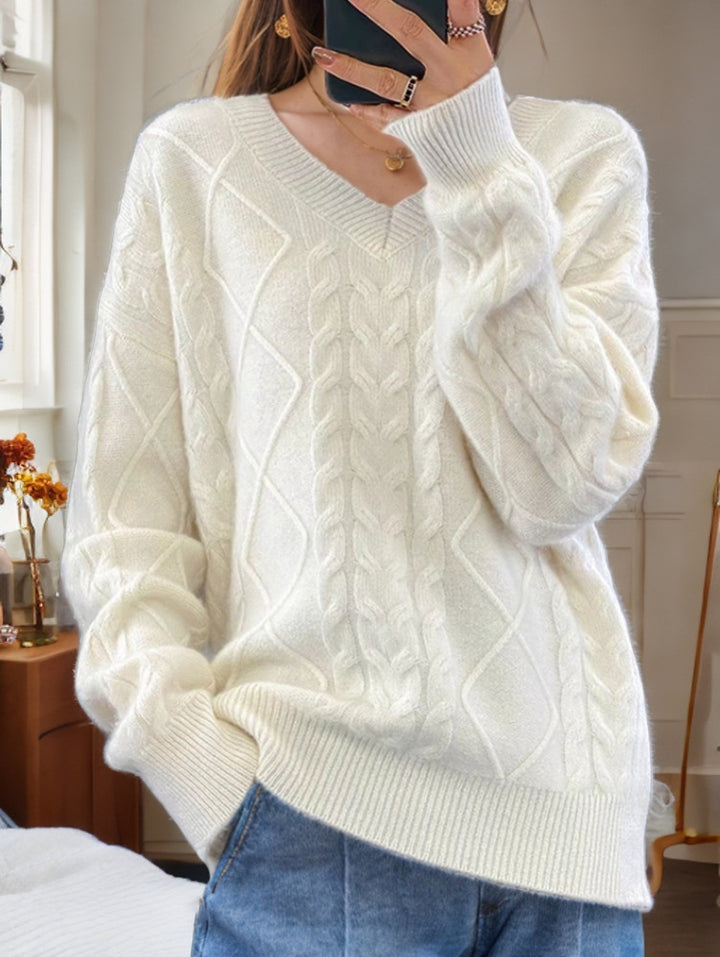 Damen Eleganter Strickpullover mit detailliertem Zopfmuster Drune