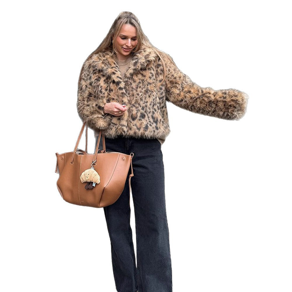 Damen Kurze Felljacke mit Leopardenmuster Drune