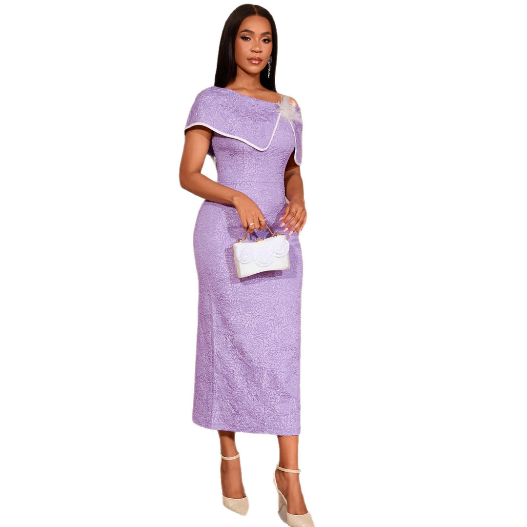 Damen elegantes Maxikleid mit asymmetrischem Rüschendesign und floralem Akzent Drune