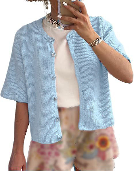 Damen luftiger Cardigan mit kurzen Ärmeln und dekorativen Knöpfen Drune