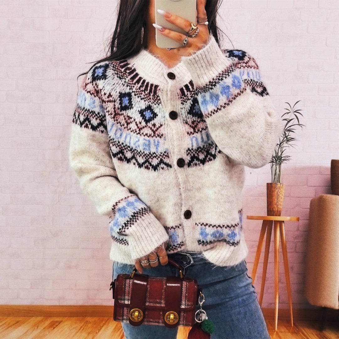 Damen kuschelige Strickjacke mit traditionellen Motiven und Knopfverschluss Drune