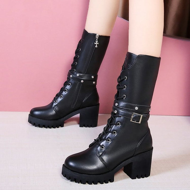 Damen nan mittelhohe Schnürstiefel mit Profilsohle, Blockabsatz und Ziergurt Drune