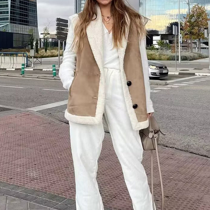 Damen Weste aus Kunstfell mit elegante Knopfdetails Drune