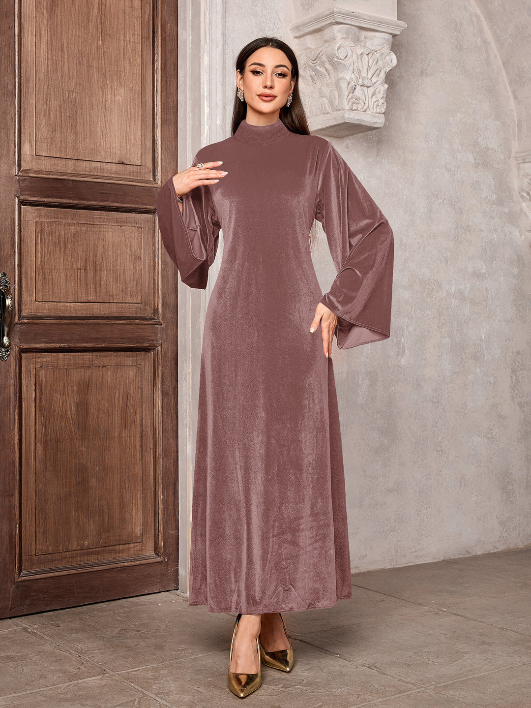 Damen tailliertes Maxikleid aus luxuriösem Samt mit voluminösen Ärmeln Drune