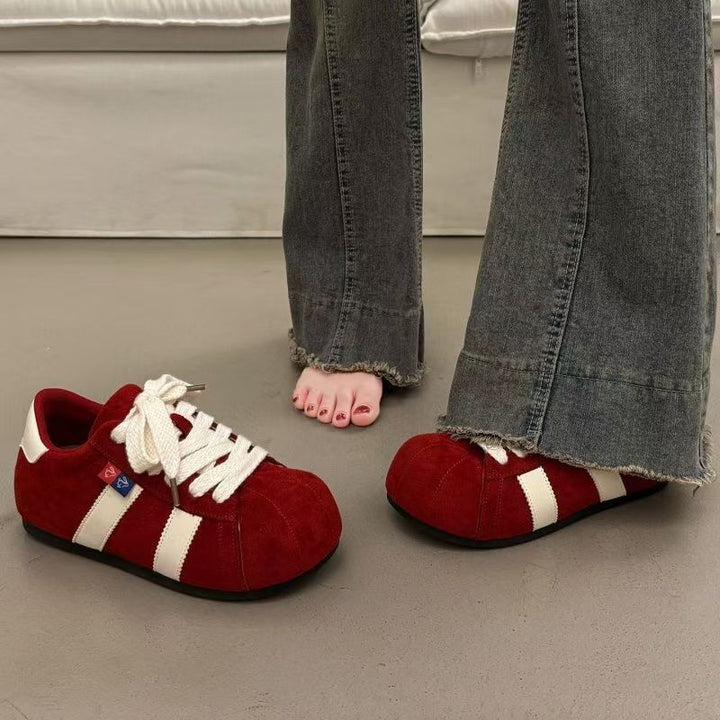 Damen Sportliche Sneaker aus weichem Wildleder mit breiten Schnürsenkeln und robustem Design Drune