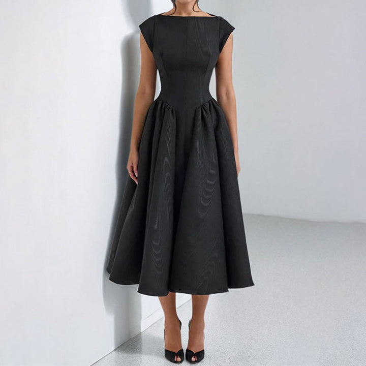 Damen Abendkleid mit elegantem Schnitt und schwingendem Rock Drune