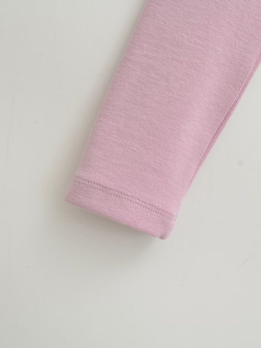Damen Langarmshirt mit V-Ausschnitt und figurbetonendem Schnitt Drune