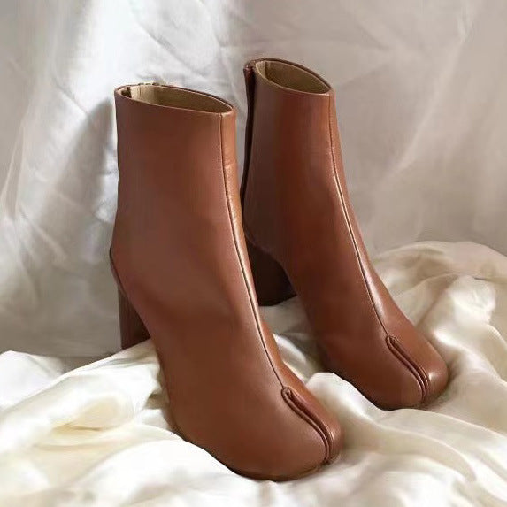 Damen Metallic-Ankelstiefel mit einzigartigem Split-Fuß-Design Drune