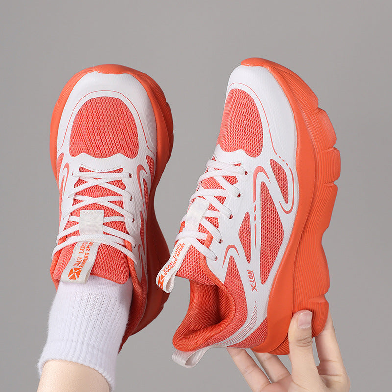 Damen nan modische Volumen-Sneaker mit atmungsaktivem Mesh, verstärkenden Overlays und extra gedämpfter Keilsohle Drune