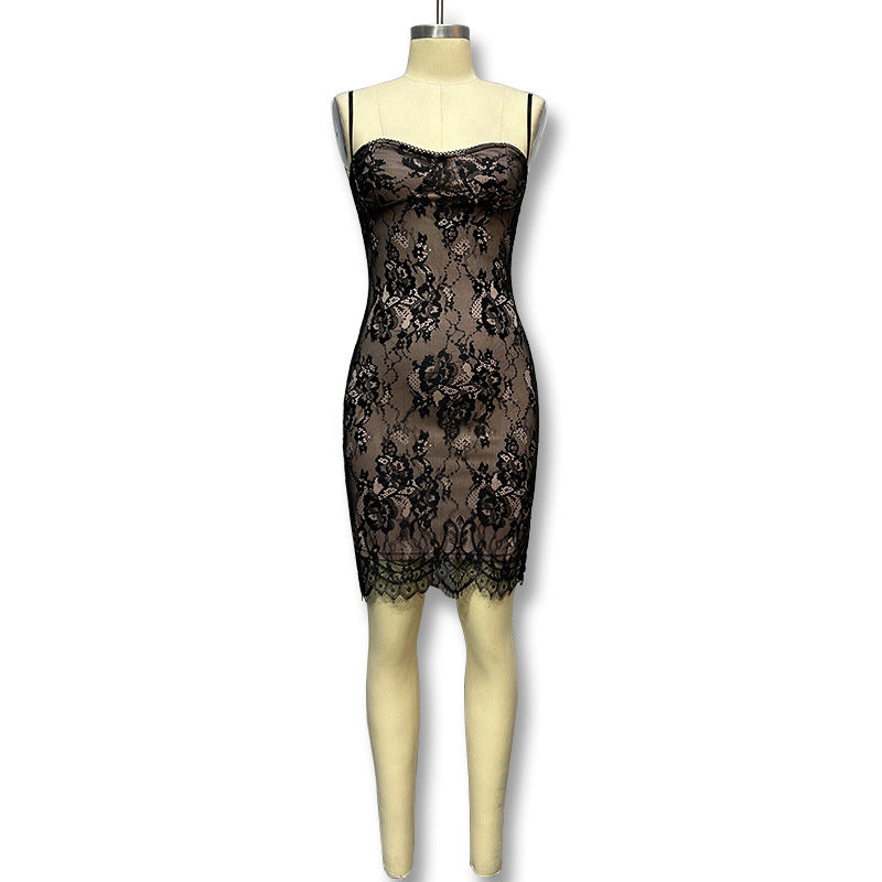 Damen Spitzenkleid mit raffinierter Silhouette Drune