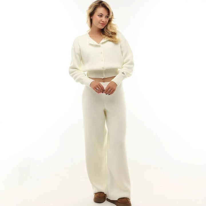 Damen cropped Strickjacke mit feinen Rippdetails und elegantem Knopfverschluss Drune