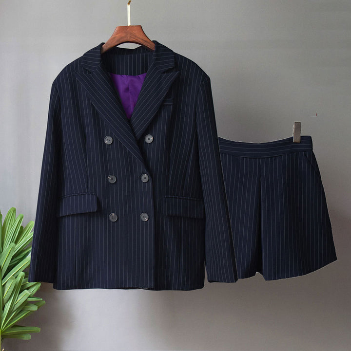 Damen modisches Blazer-Set mit schickem Streifenmuster und kurzen Hosen Drune