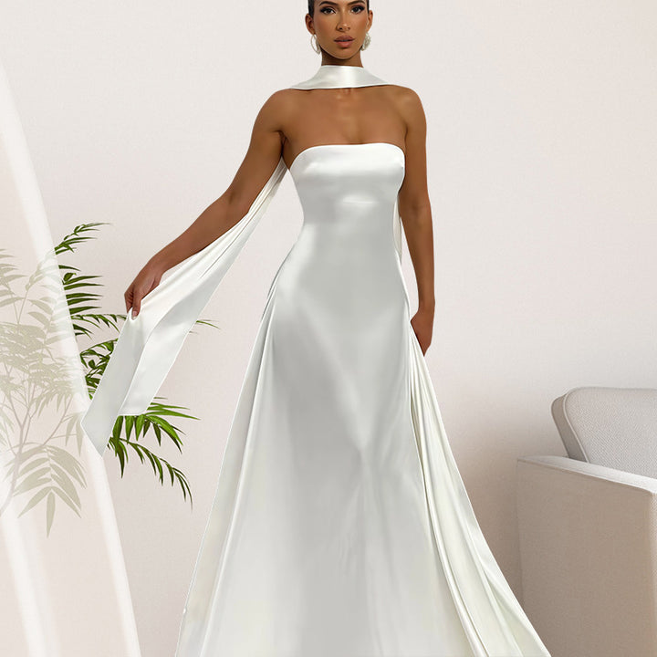 Damen Bandeau-Maxikleid mit schickem Halsschmuck und fließendem Satin Drune