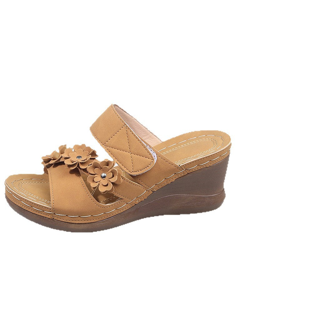 Damen Wedge-Sandaletten mit floralem Dekor und komfortablem Korkfußbett Drune