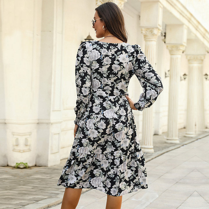 Damen Blumenkleid mit eleganten Rüschendetails und Knopfleiste Drune