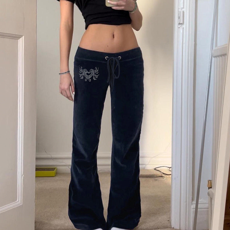 Damen-Sweatpants im lässigen Flared-Design mit trendigen Stickereien Drune