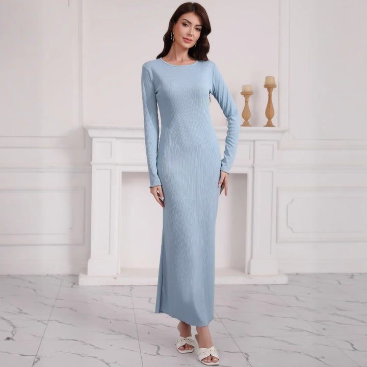 Damen Langarm Maxikleid aus hochwertigem Rippstrickstoff mit elegantem Schlitz Drune