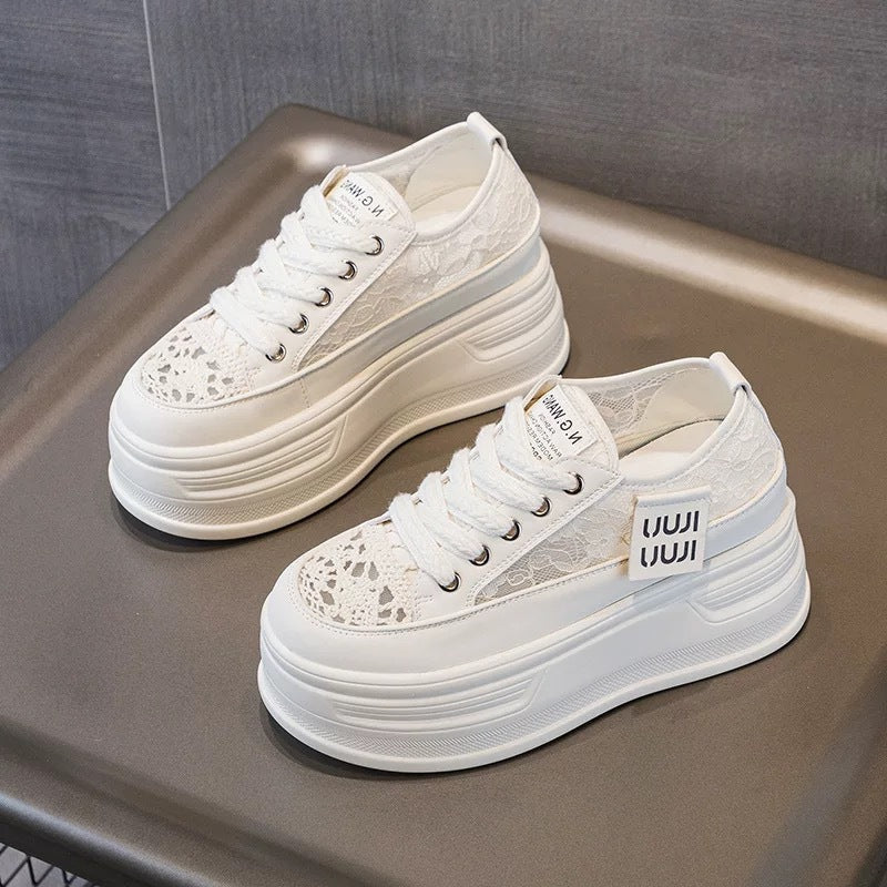 Damen Chunky Plateausneaker mit atmungsaktiver Mesh-Oberfläche und modischer Schnürung Drune