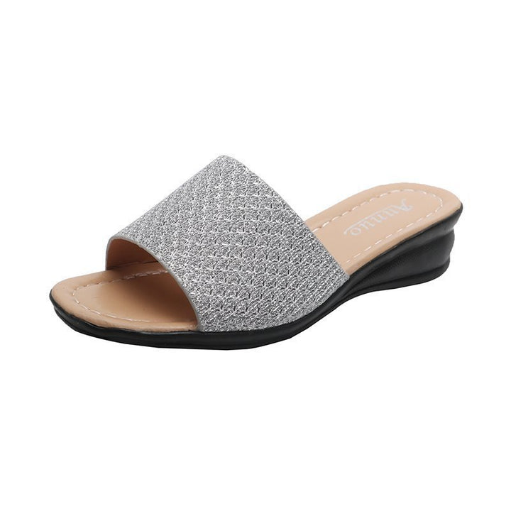 Damen nan Glitzerslipper mit breiter Riemenfront, offenem Zehenbereich, gepolstertem Komfortfußbett und leichtem Keilabsatz Drune