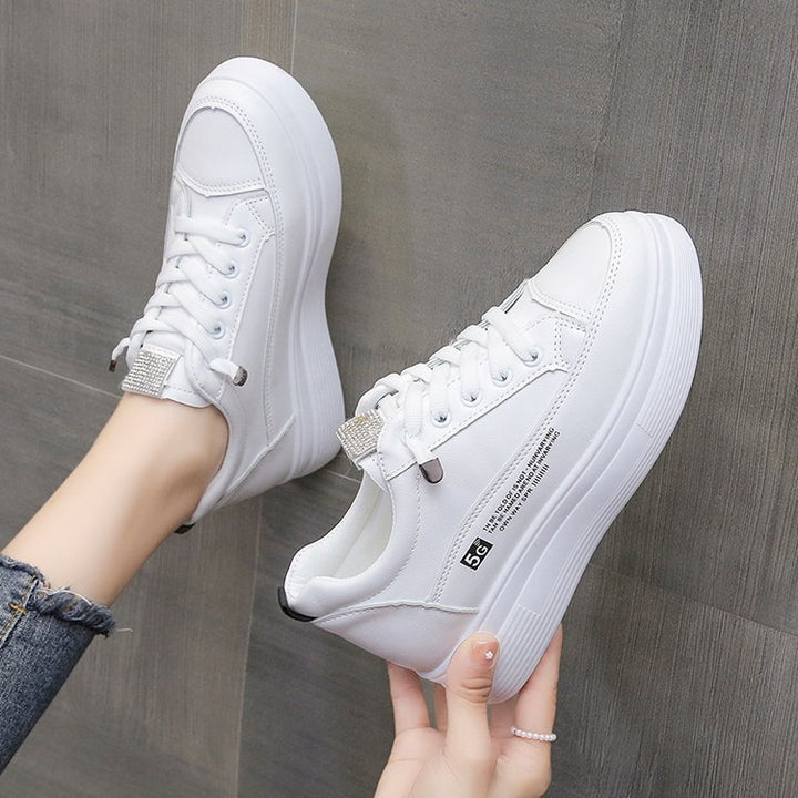 Damen Sportliche Sneakers mit rutschfester Sohle und modernem Design Drune